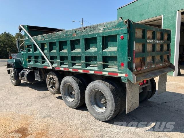 Mack RD690S Camiones bañeras basculantes o volquetes