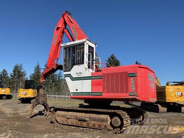Madill 3800C Cargadora forestal