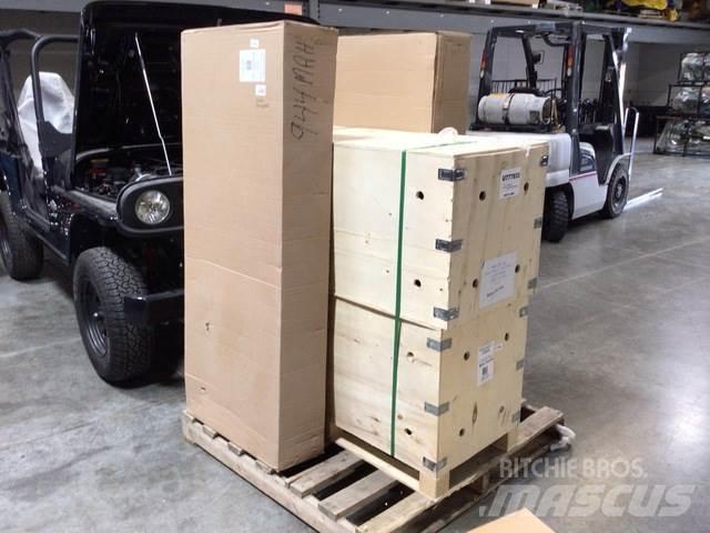 Mahindra  Otros equipos para carreteras y quitanieves