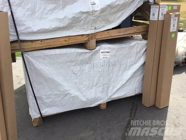 Mahindra  Otros equipos para carreteras y quitanieves