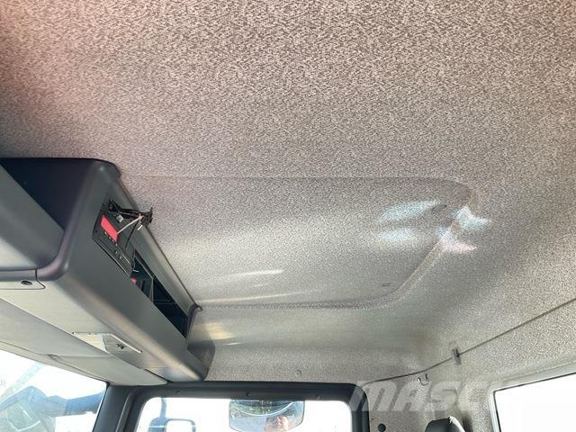 MAN TGM26.290 Camiones grúa