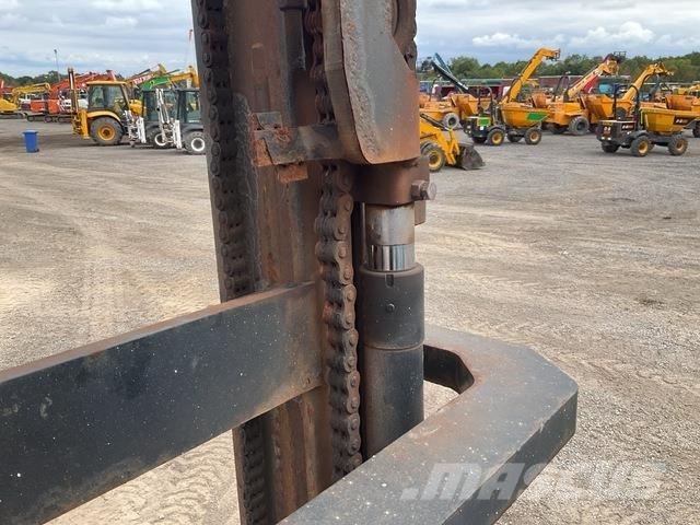 Manitou M26-4 Carretillas elevadoras todo terreno