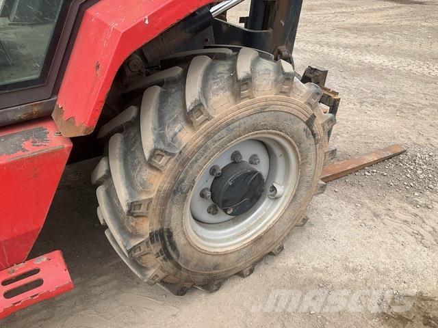 Manitou M26-4 Carretillas elevadoras todo terreno