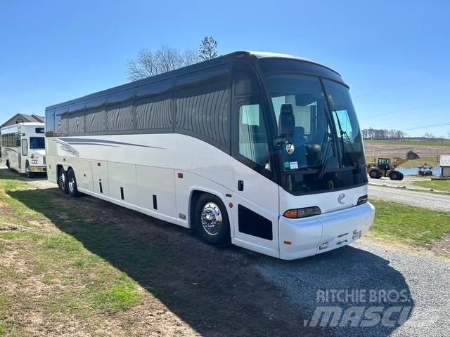MCI 102-EL3 Mini autobuses