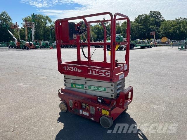 MEC 1330SE Plataformas tijera