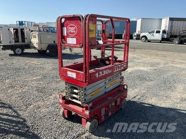 MEC 1330SE Plataformas tijera