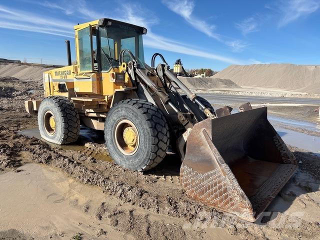 Michigan L90 Cargadoras sobre ruedas
