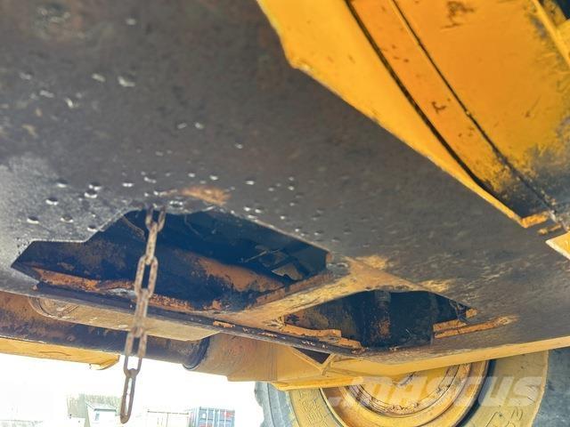 Moxy MT-41 Dúmpers articulados