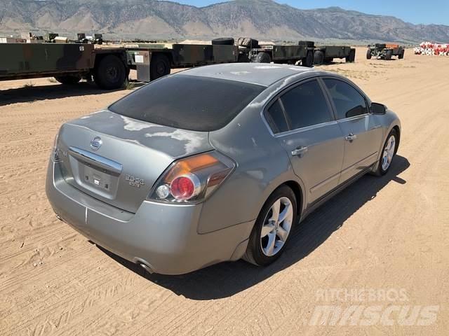 Nissan Altima Coches