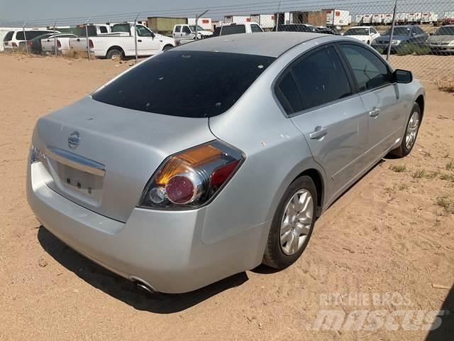 Nissan Altima Coches