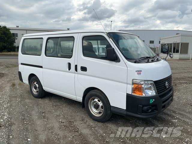 Nissan Caravan Mini autobuses