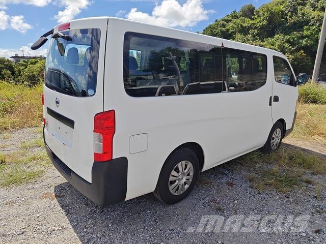 Nissan Caravan Mini autobuses