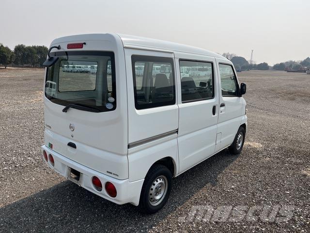 Nissan CLIPPER Coches