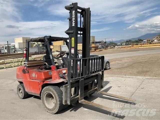 Nissan F04D40H Construcción - Otros