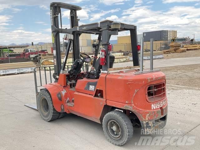 Nissan F04D40H Construcción - Otros
