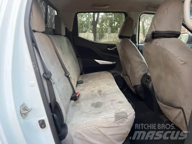 Nissan Navara Furgonetas caja abierta