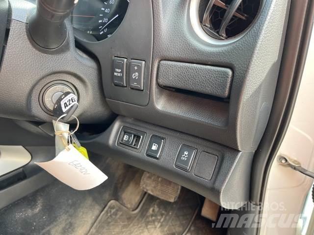 Nissan Navara Furgonetas caja abierta