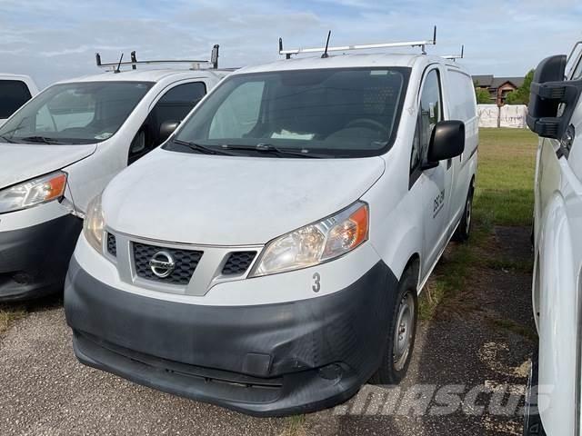 Nissan NV200 Furgonetas /Furgón