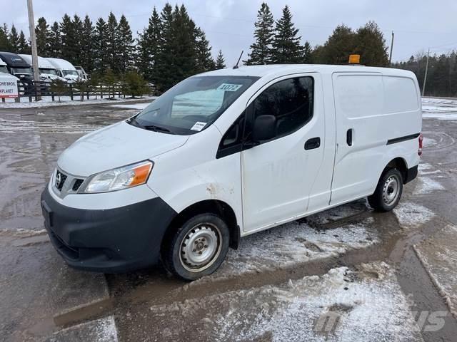 Nissan NV200 Furgonetas /Furgón