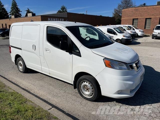 Nissan NV200 Furgonetas /Furgón