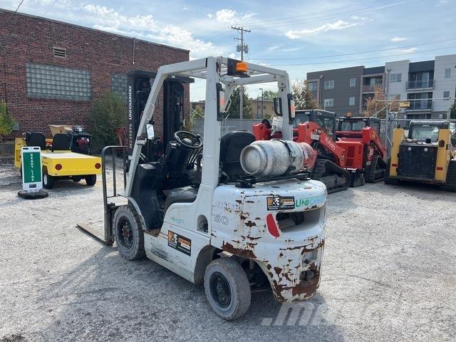 Nissan PF50 Otras carretillas elevadoras