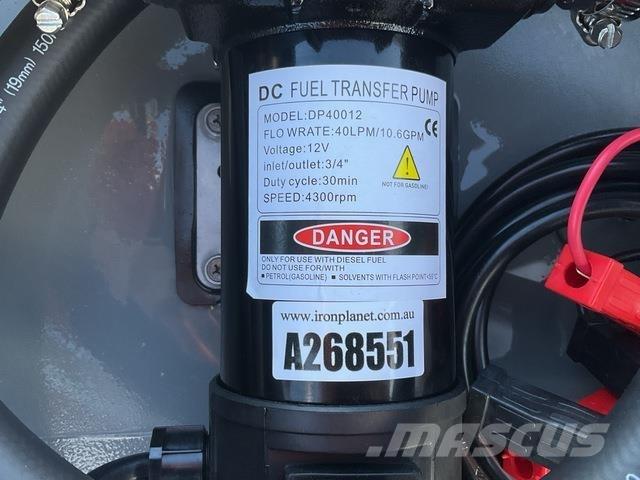  Olsen DD210 Depósitos de combustible y aditivos