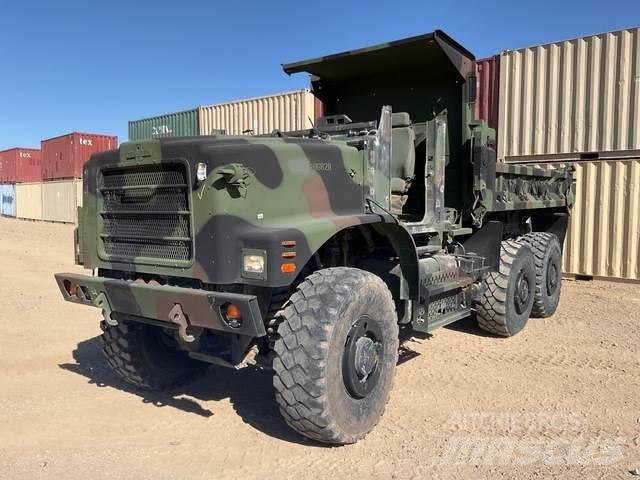 Oshkosh AMK29A1 Camiones bañeras basculantes o volquetes