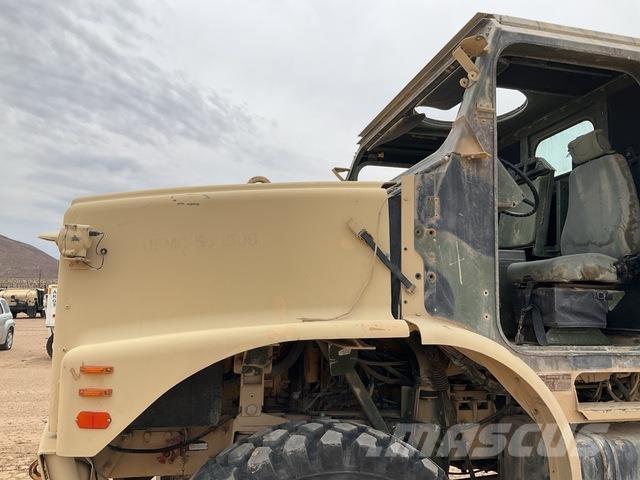 Oshkosh MTVR Camiones caja cerrada