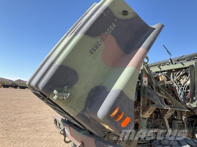 Oshkosh MTVR Camiones caja cerrada