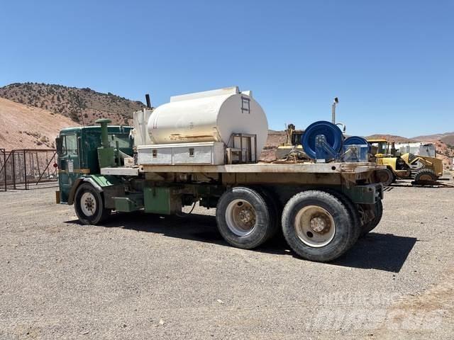 Peterbilt 320 Camiones cisterna