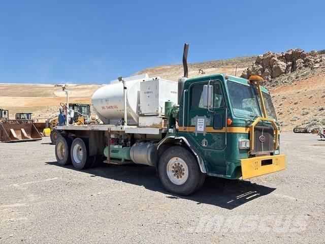 Peterbilt 320 Camiones cisterna