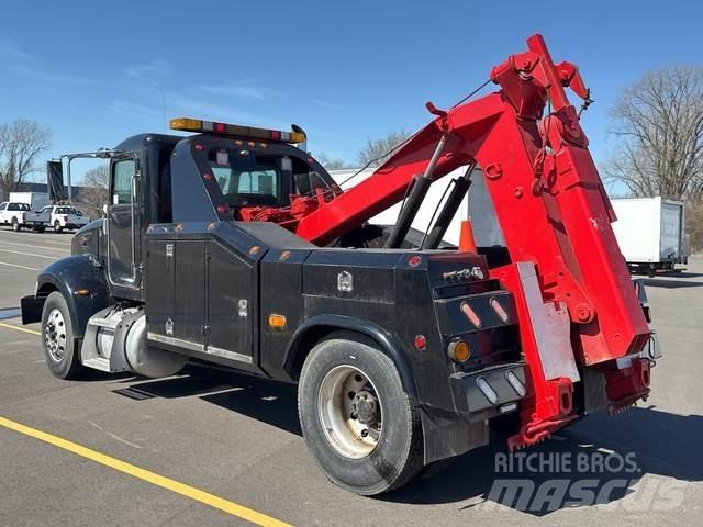 Peterbilt 335 Grúas de vehículo