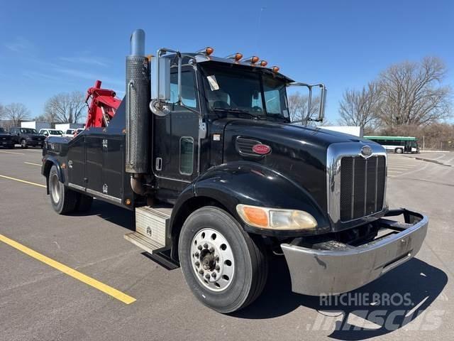 Peterbilt 335 Grúas de vehículo