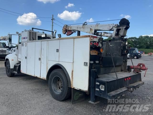 Peterbilt 335 Vehículos - Taller
