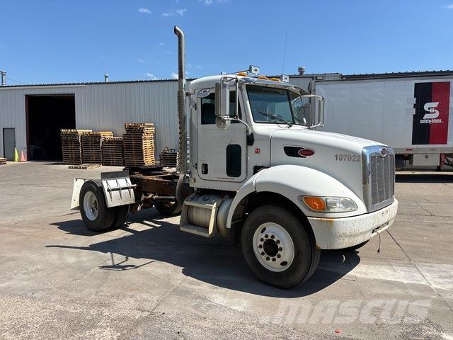 Peterbilt 335 Cabezas tractoras