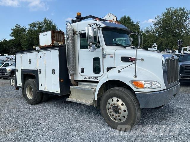 Peterbilt 337 Vehículos - Taller