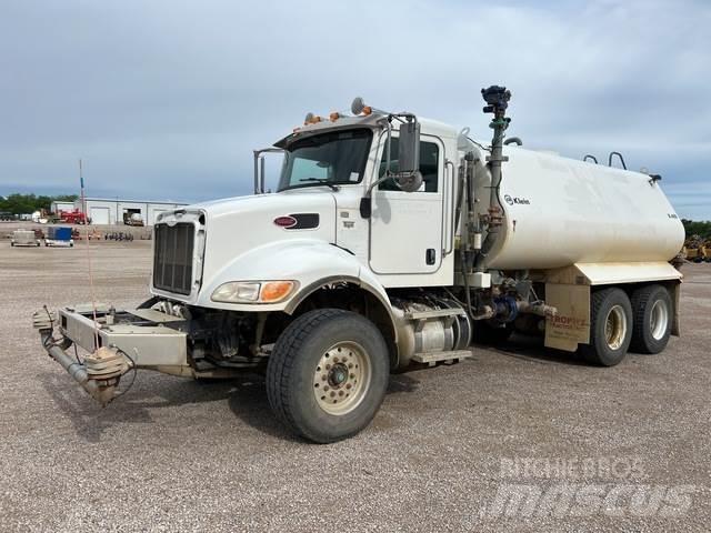 Peterbilt 348 Camiones cisterna