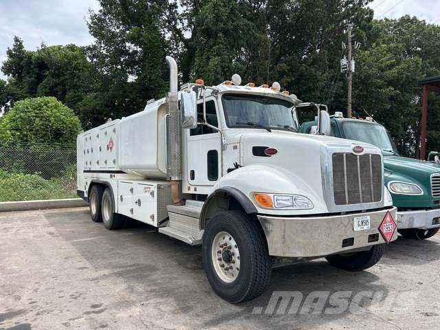 Peterbilt 348 Camiones cisterna