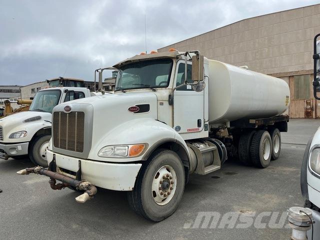 Peterbilt 348 Camiones cisterna