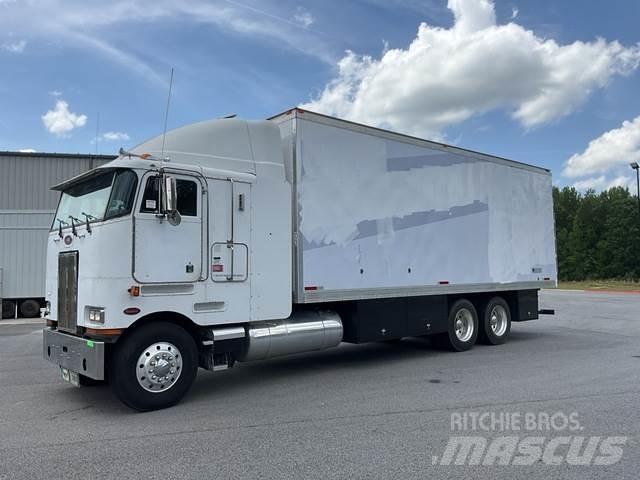 Peterbilt 362 Camiones caja cerrada