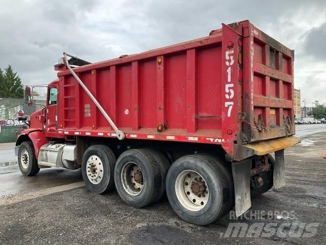 Peterbilt 365 Camiones bañeras basculantes o volquetes