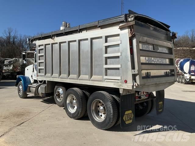 Peterbilt 367 Camiones bañeras basculantes o volquetes