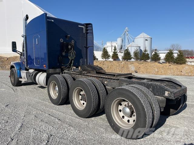 Peterbilt 567 Cabezas tractoras