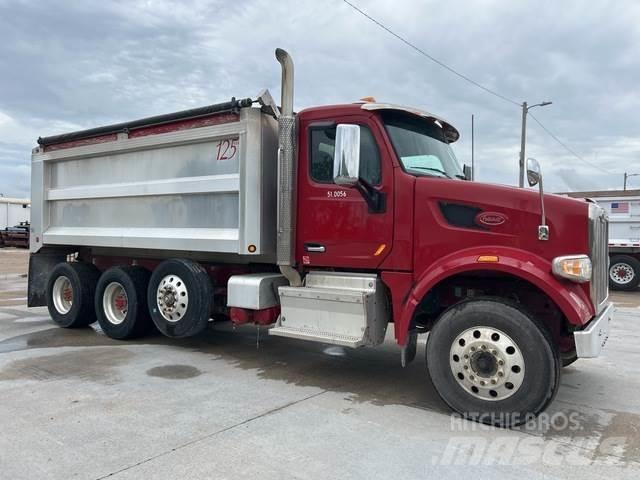 Peterbilt 567 Camiones bañeras basculantes o volquetes