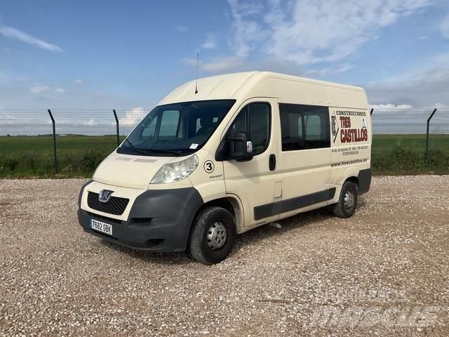 Peugeot Boxer Camiones caja cerrada