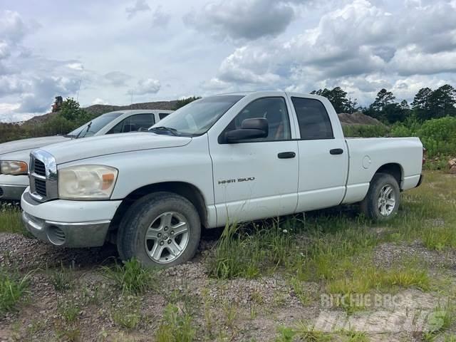 RAM 1500 Otras furgonetas