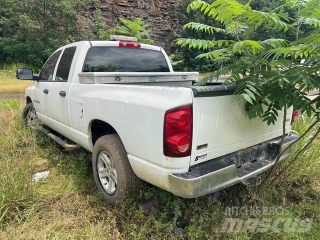 RAM 1500 Otras furgonetas