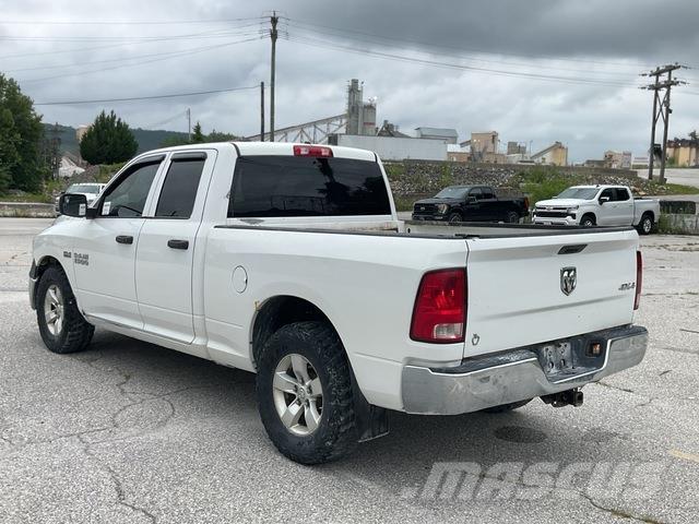 RAM 1500 Furgonetas caja abierta