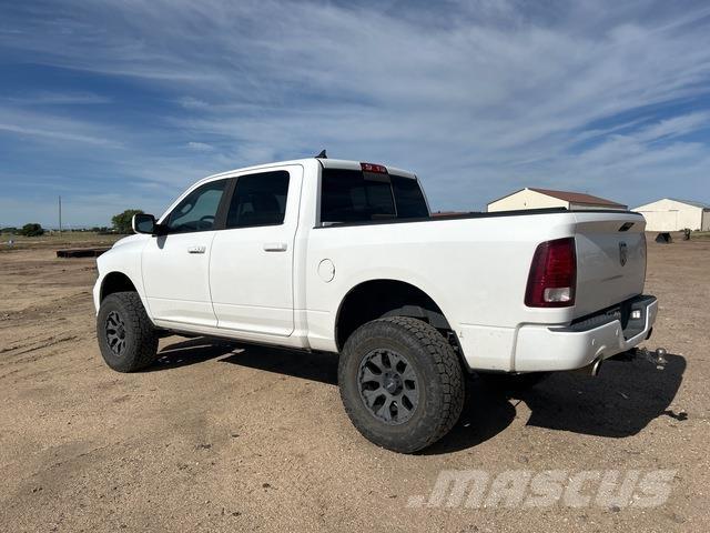 RAM 1500 Otras furgonetas