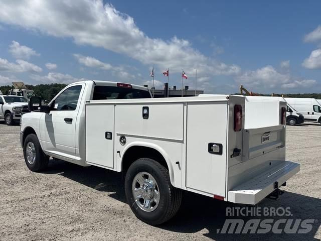 RAM 2500 Furgonetas caja abierta